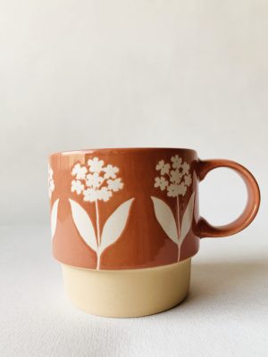 Krus retro Marie hvit blomst rosa