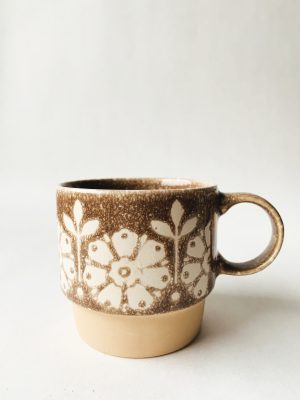 Krus retro Marie lys brun