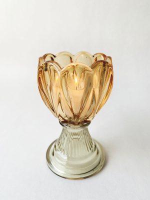 Lysglass Ruby 8x12 cm gul