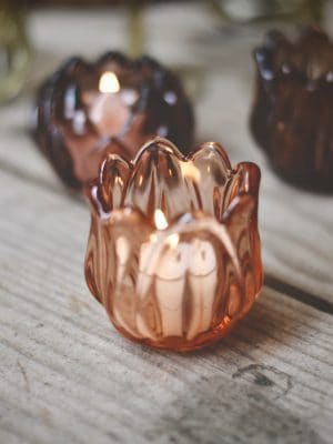 Lysglass tulipan 7x7 cm fersken